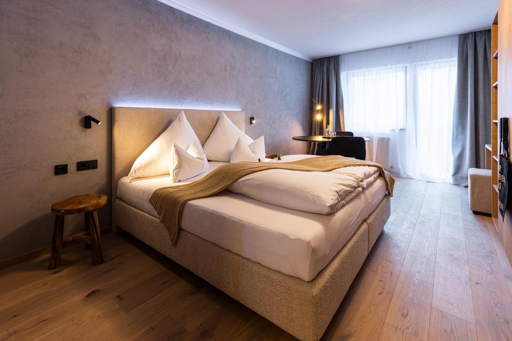 Quality Hosts Arlberg - Afoch Fei - Das Landhaus 장크트안톤암아를베르크 외부 사진