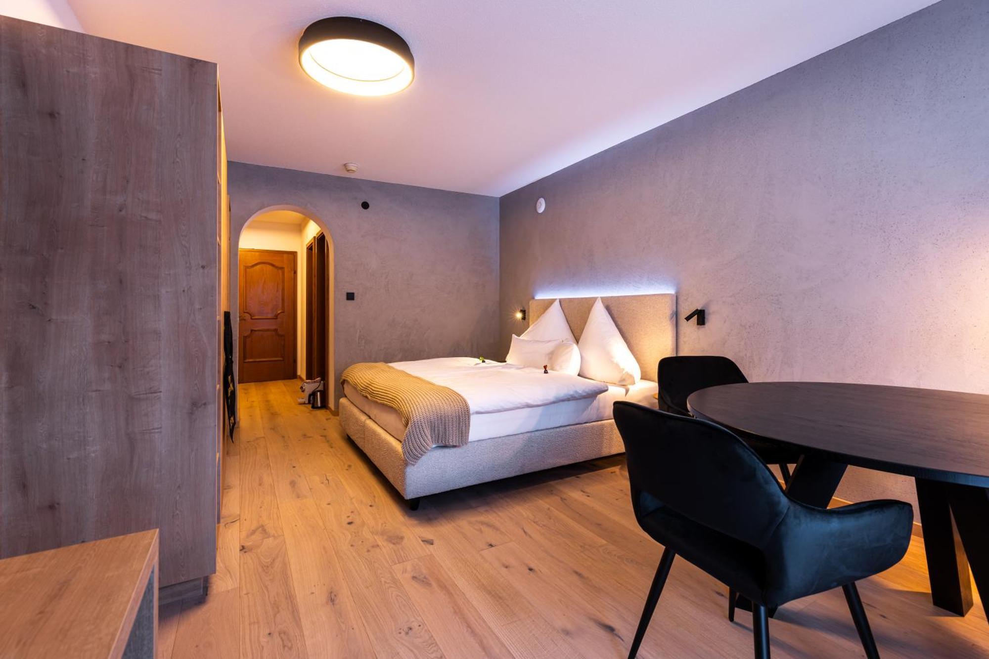 Quality Hosts Arlberg - Afoch Fei - Das Landhaus 장크트안톤암아를베르크 외부 사진